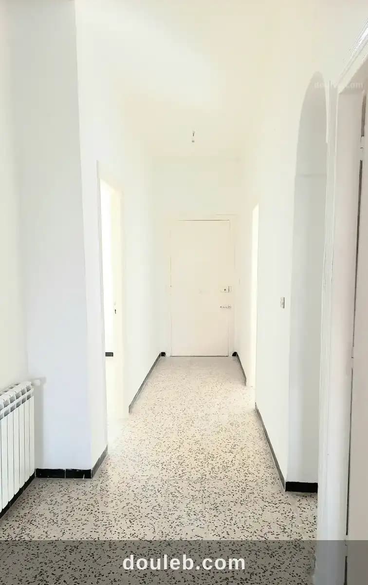 Rez de chaussée de villa à Manouba