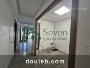 Un bureau en h3 aux berges du lac 2 ref237a à Tunis
