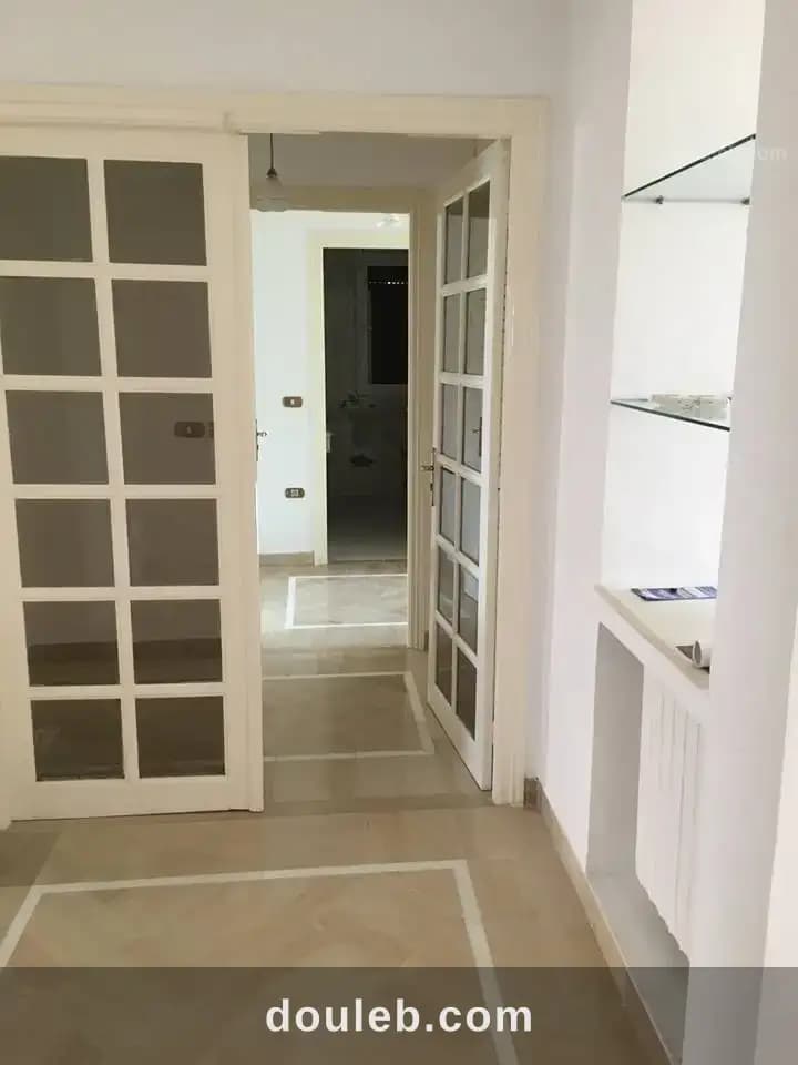Appartement de quatre pièces à Tunis