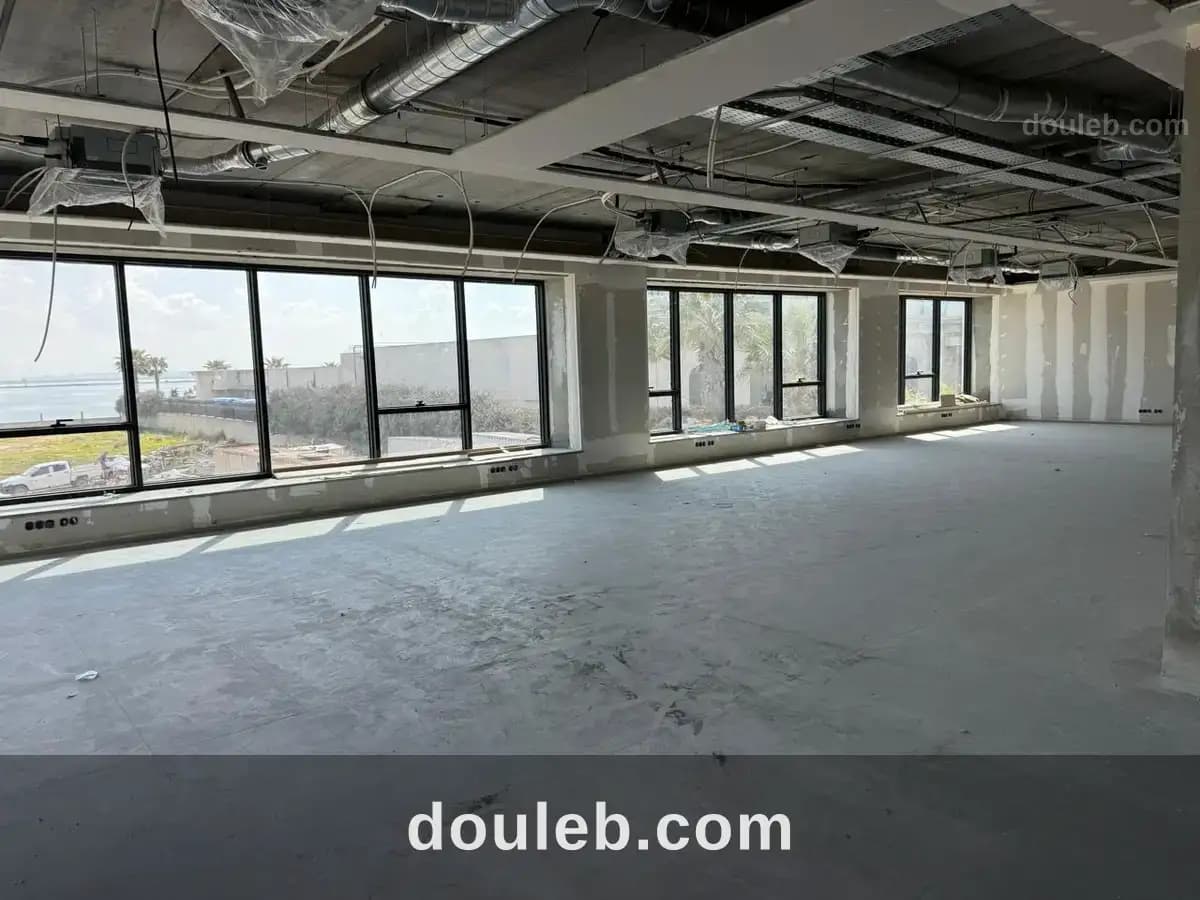 Superbe immeuble neuf et haut standing au lac 1 à Tunis