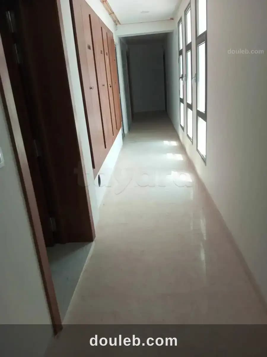 Un appartement s4 haut standing - Miniature 3