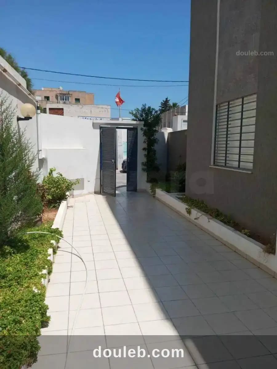 Un appartement s4 haut standing - Miniature 5