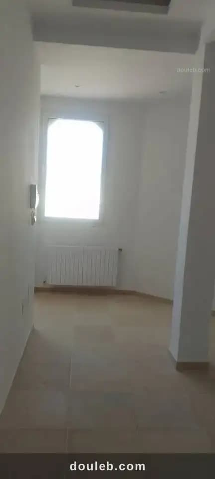 Superbe appartement à borj el baccouche - Miniature 3