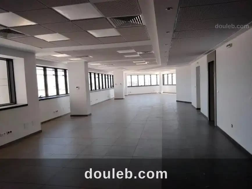 Immeuble neuf au lac 3 à Tunis
