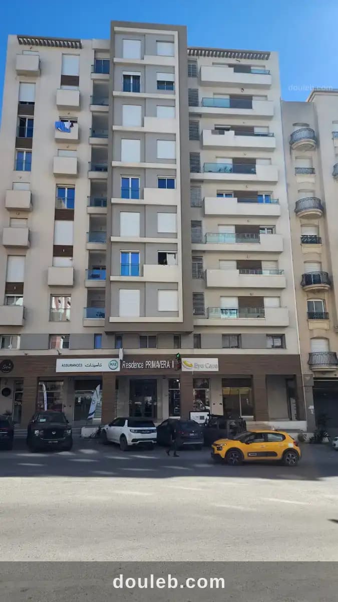 Magasin 180m ennasr à Ariana