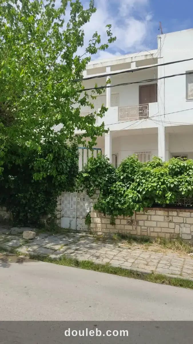 Grande villa à fort potentiel à Tunis