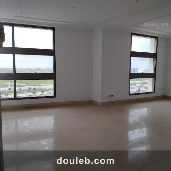 Joli immeuble bureautique 1026 m2 au lac 1 à Tunis