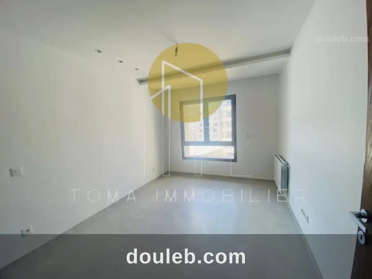 Appartement s2 haut standing à cité wahat aouina à Tunis
