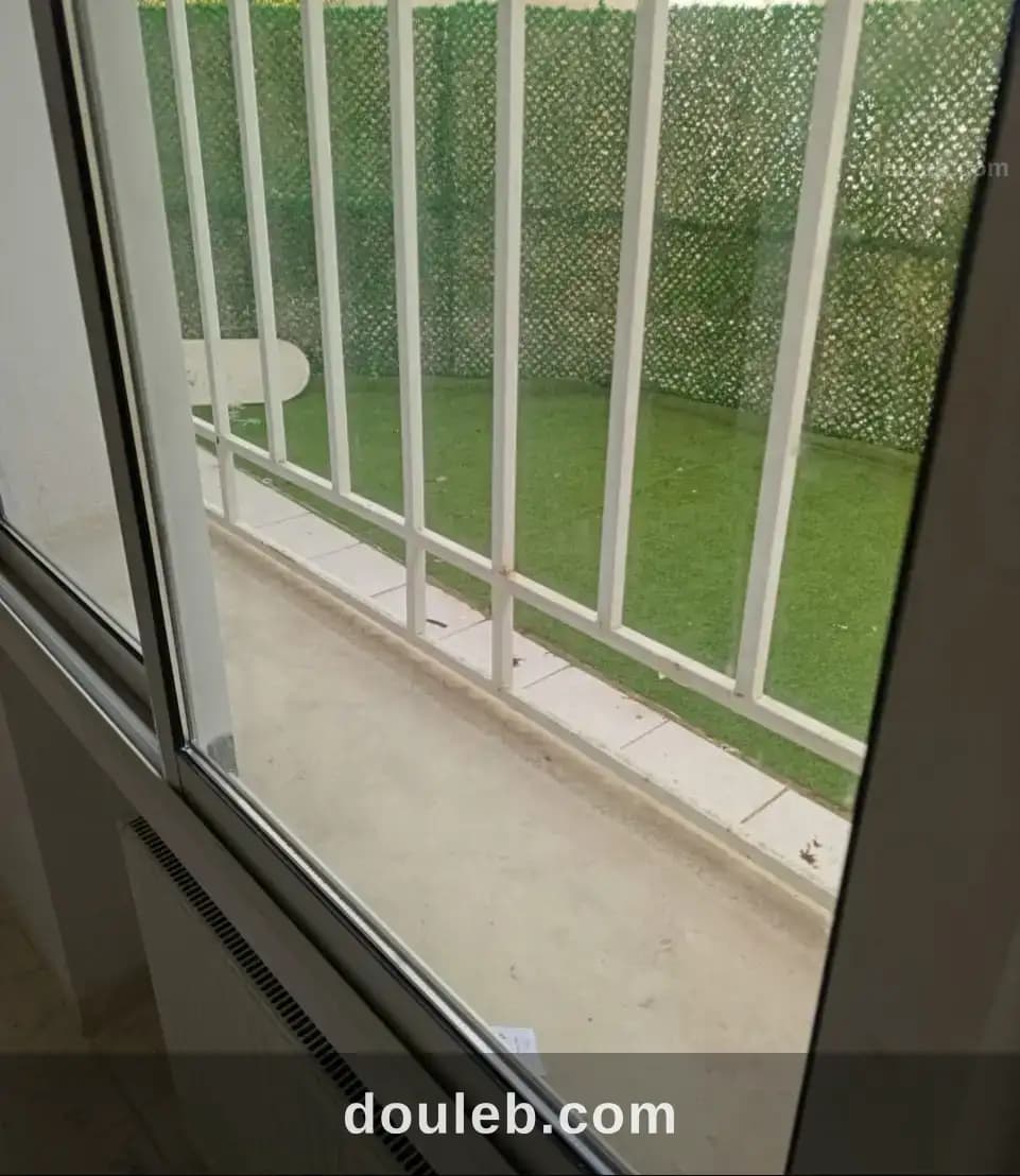 S1 avec jardin au début de soukra à Ariana