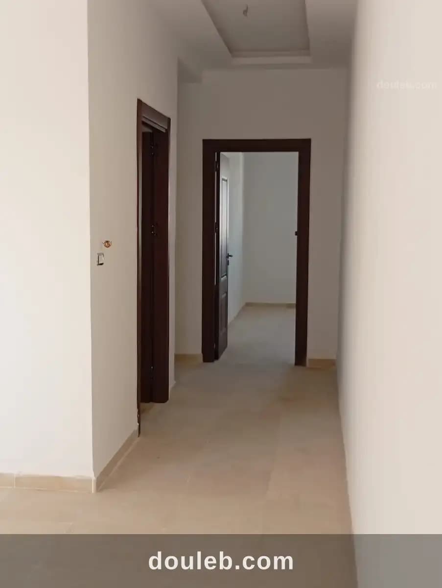 Un étage de villa s3 à borj bacouche à Ariana