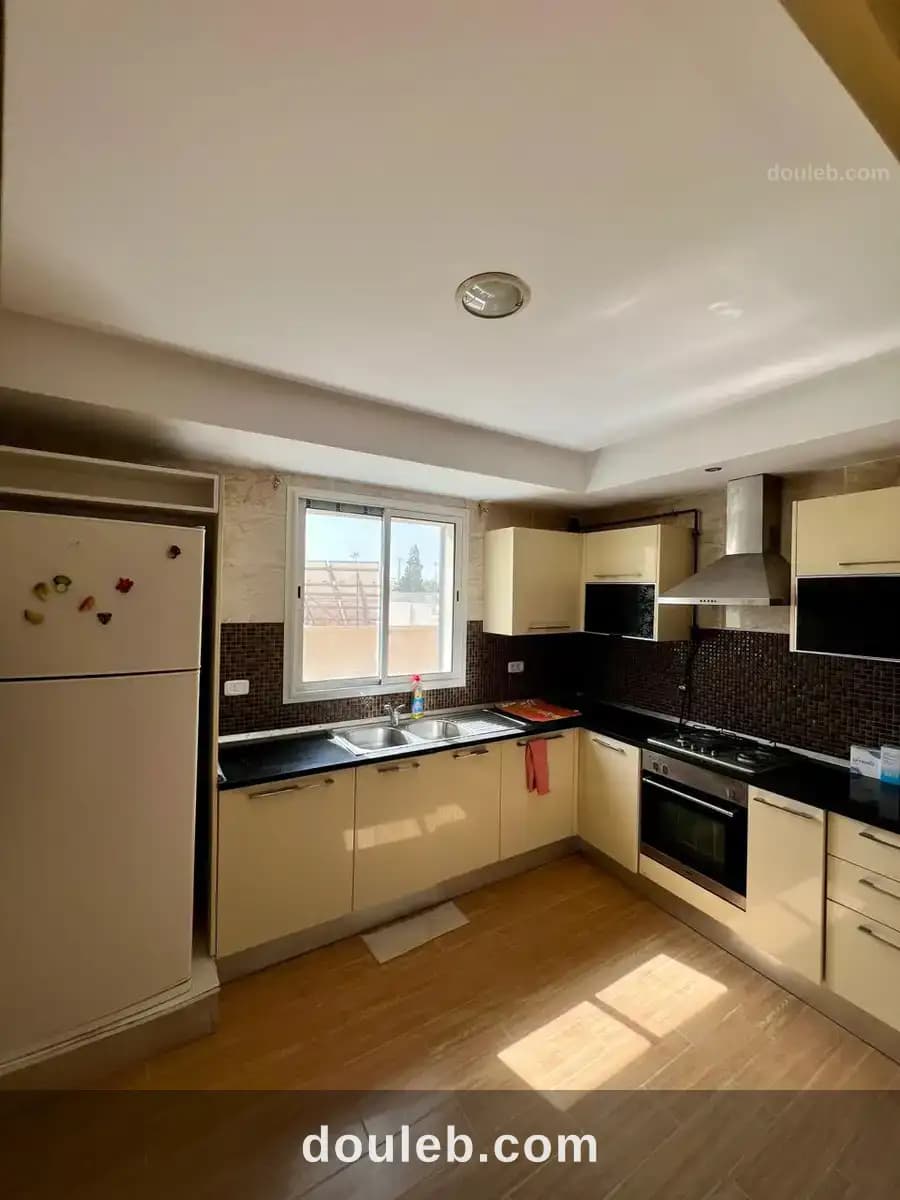 Appartement meublé à hay el fermelia gabès s2 à Gabès