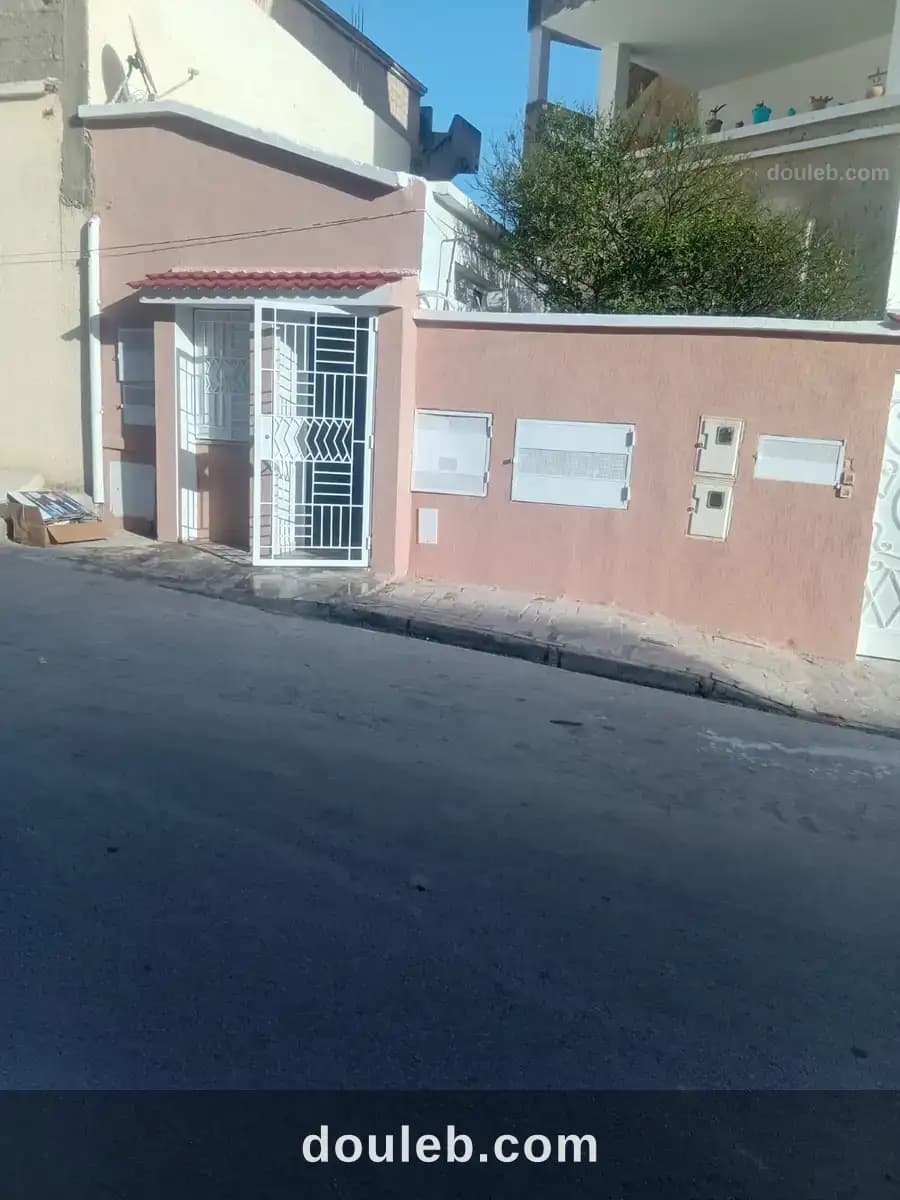 Studio indépendant au mourouj 2 à Ben Arous