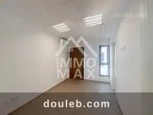 hall 2 dans un centre ref150a à Tunis
