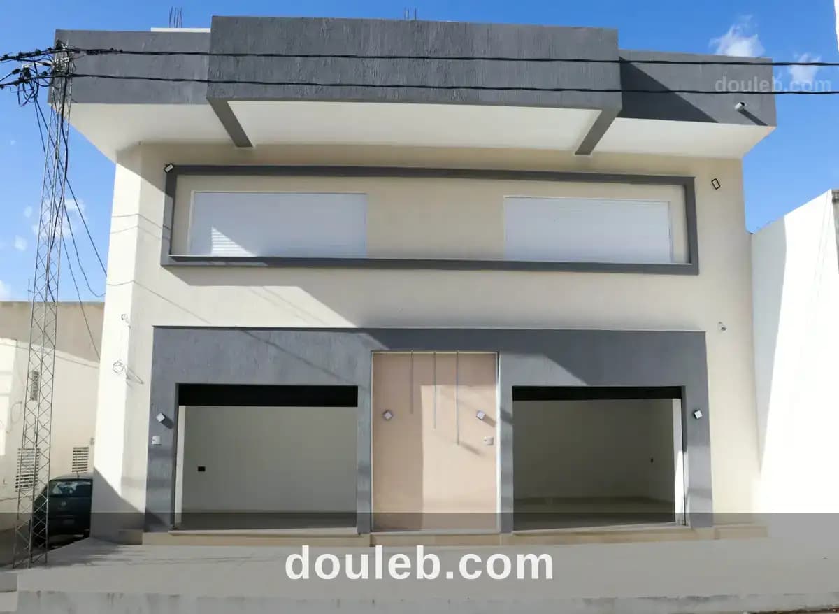 Bâtiment neuf 200 m2 centre ksar hellal à Monastir