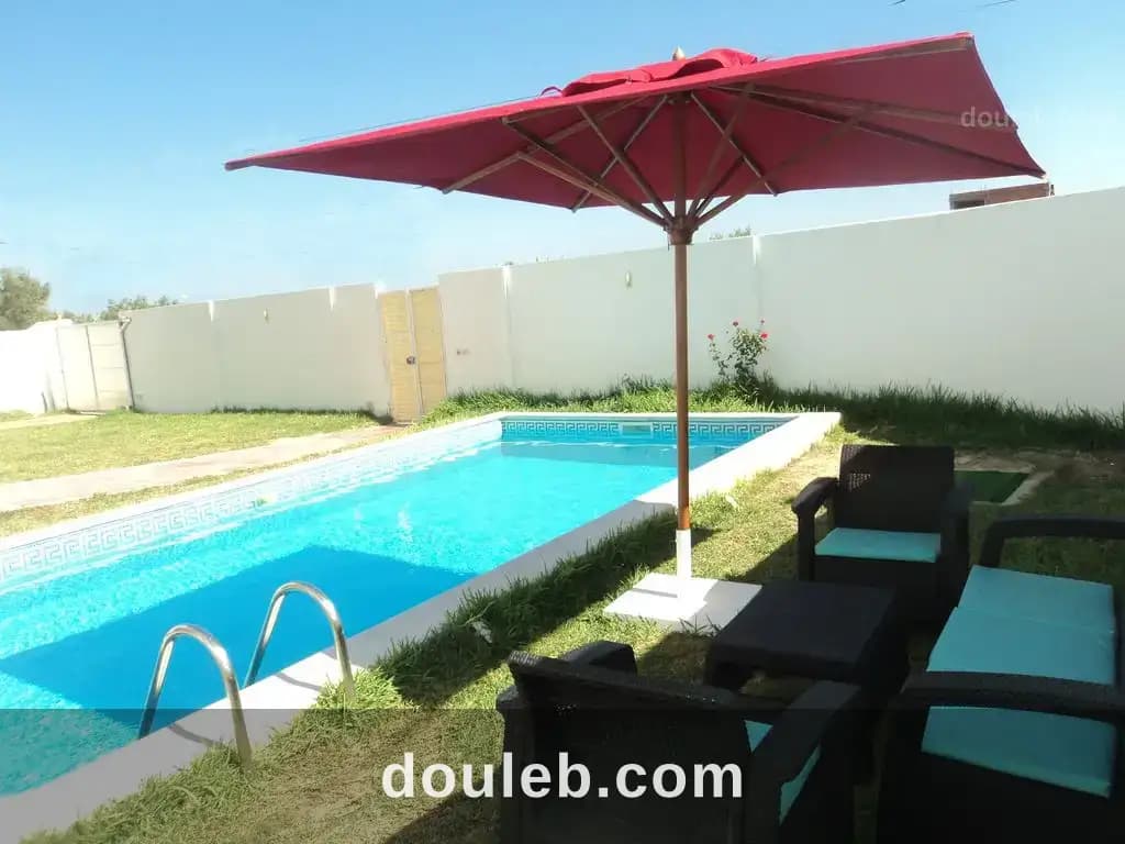 Jolie villa avec piscine à hammamet à Nabeul