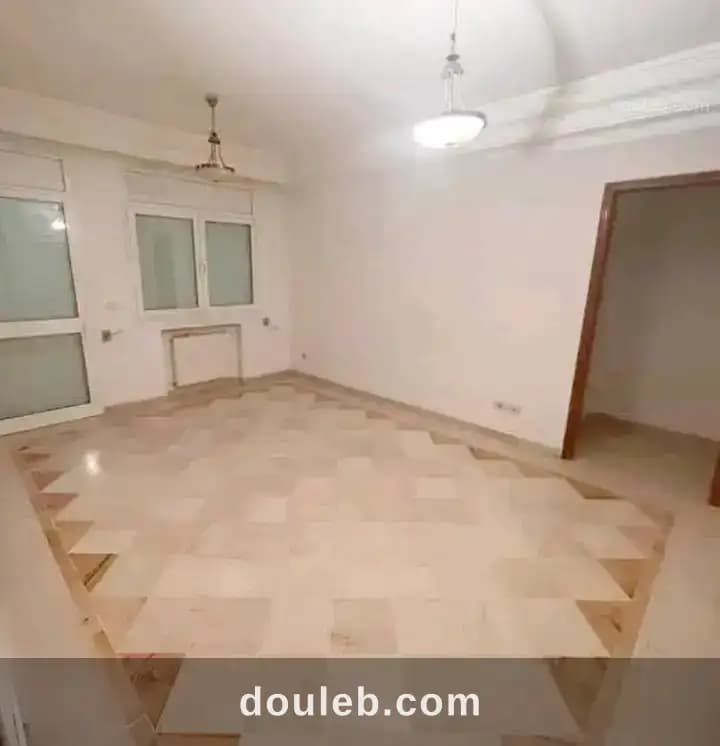 Un appart s 2 à cité nasr à Ariana