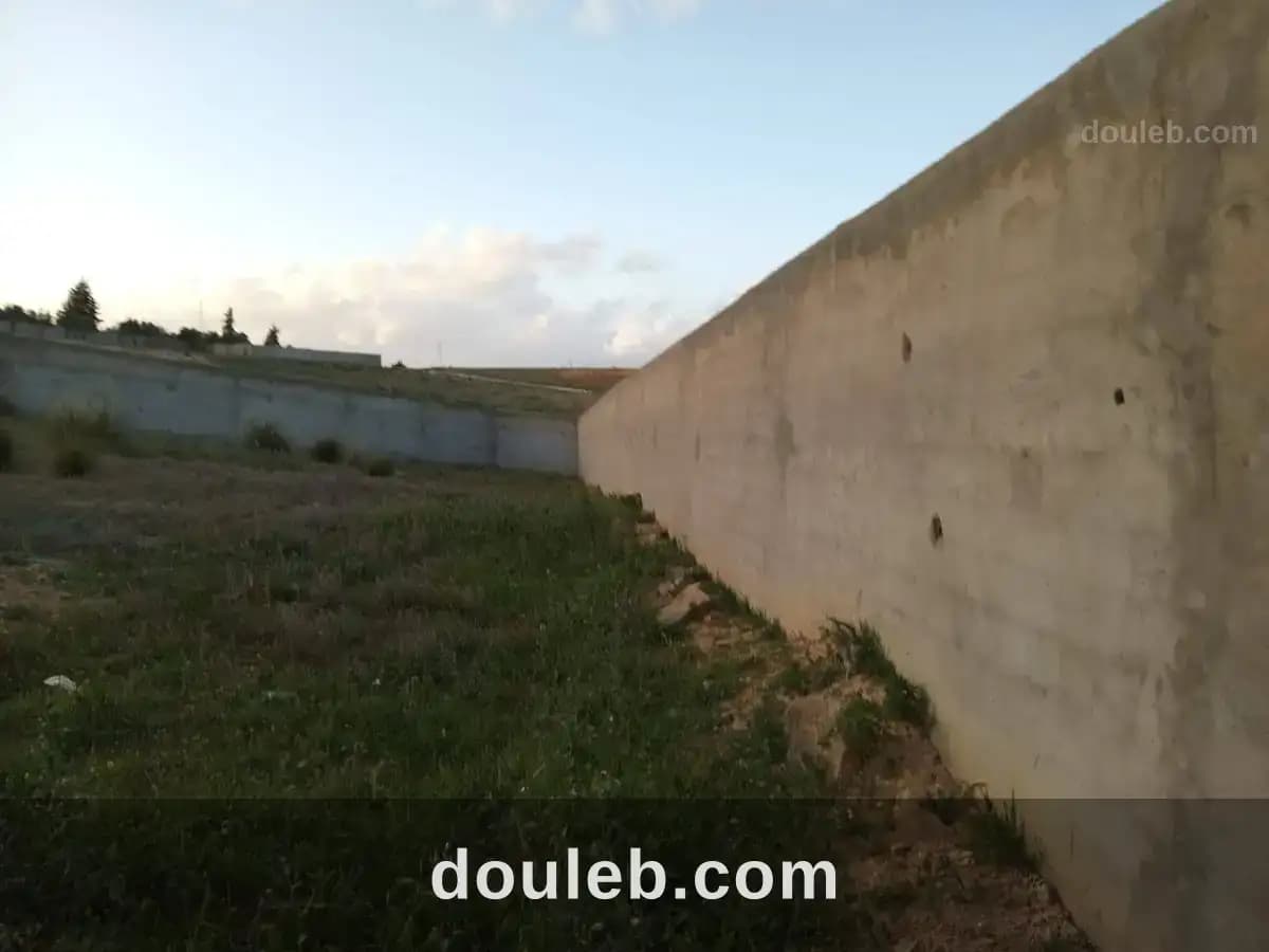 Deux lot bien placer a sanhaja à Manouba