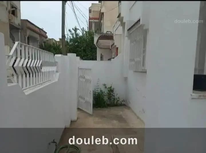 Gps villa année 2001 à Ben Arous