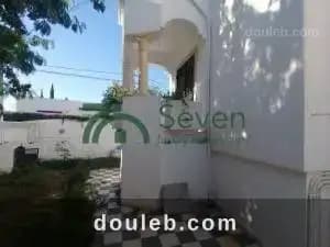 Un rez de chausse en s5 la marsa ref287a à Tunis