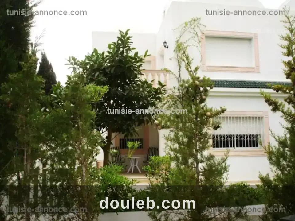 Villa de standing à deux pas de la plage à Nabeul