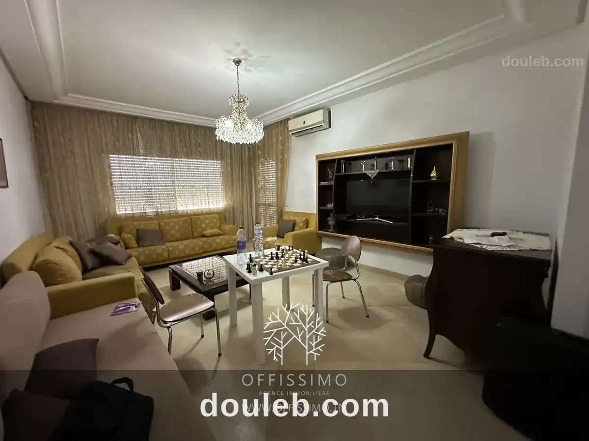 Appartement s3 avec balcon à Tunis