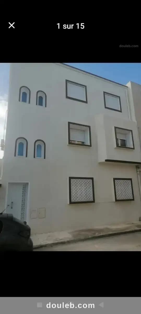 Gps villa mouldi rdc plus deux étages finis à Ben Arous