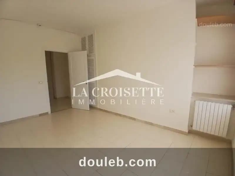 Duplex s4 avec terrasse à la marsa mdl0723 - Miniature 4
