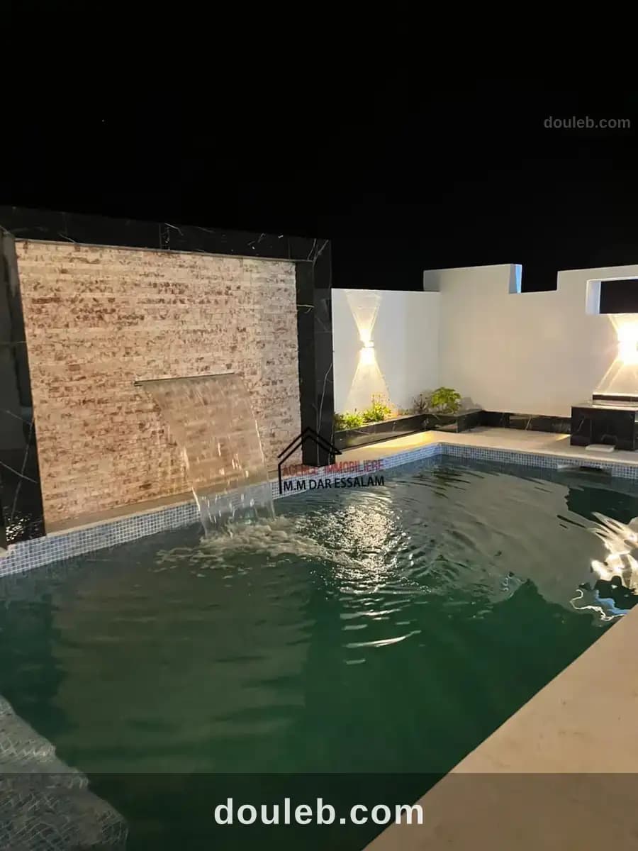 Villa luxe avec piscine - Miniature 2