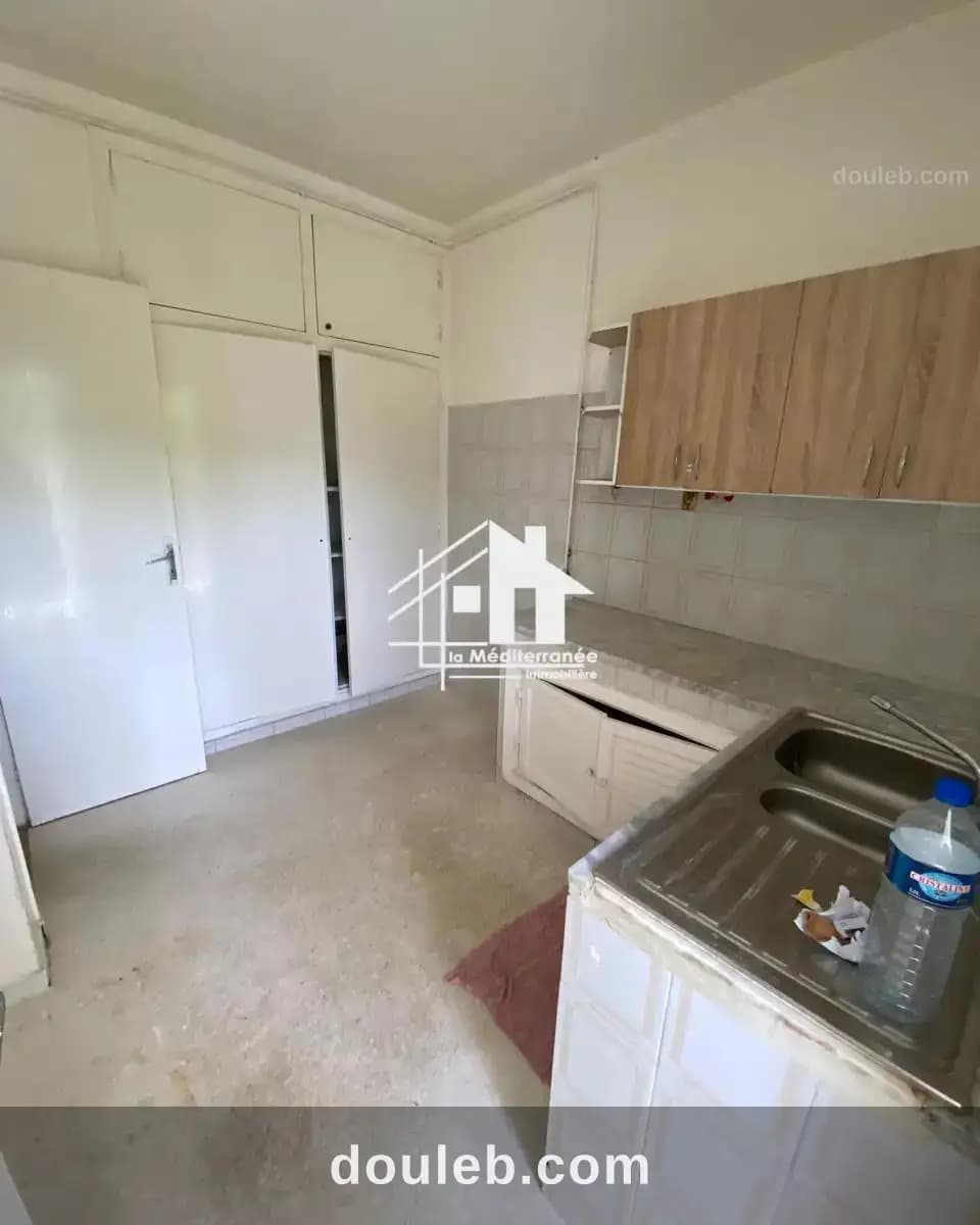 Appartement s3 situé au 1ère étage - Miniature 2
