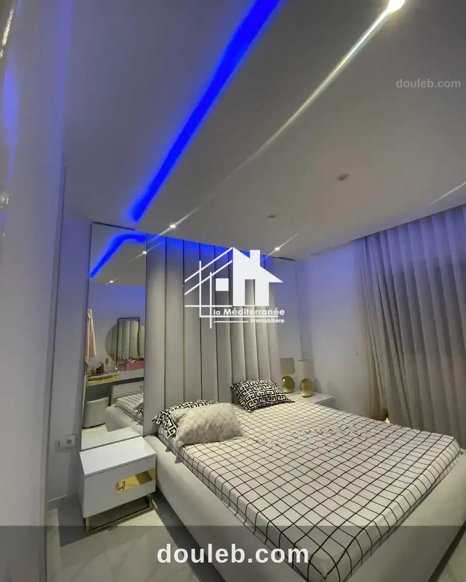 Appartement s3 3éme étage sans ascenseur - Miniature 3