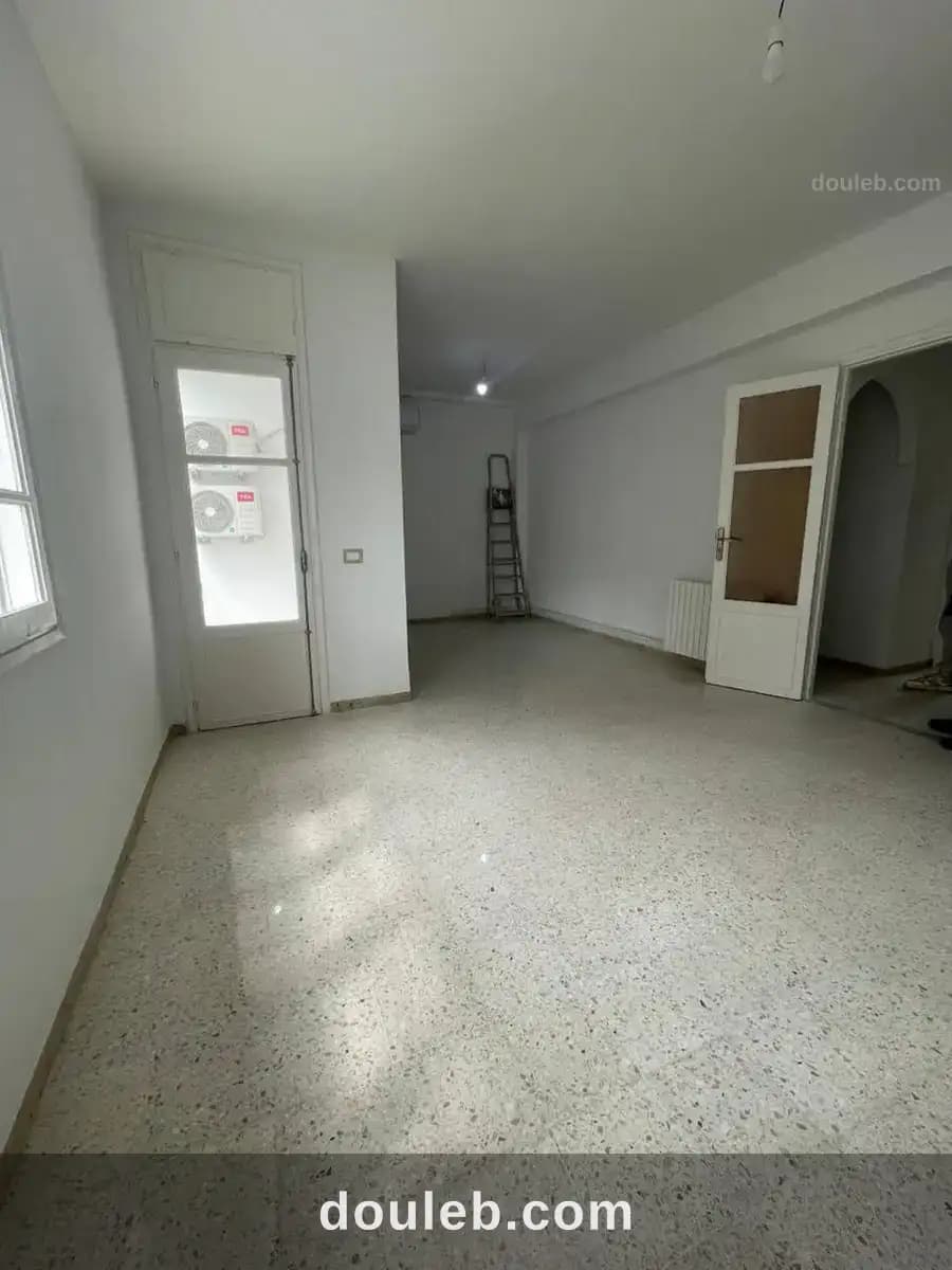 Joli appartement s3 lumineux à Tunis