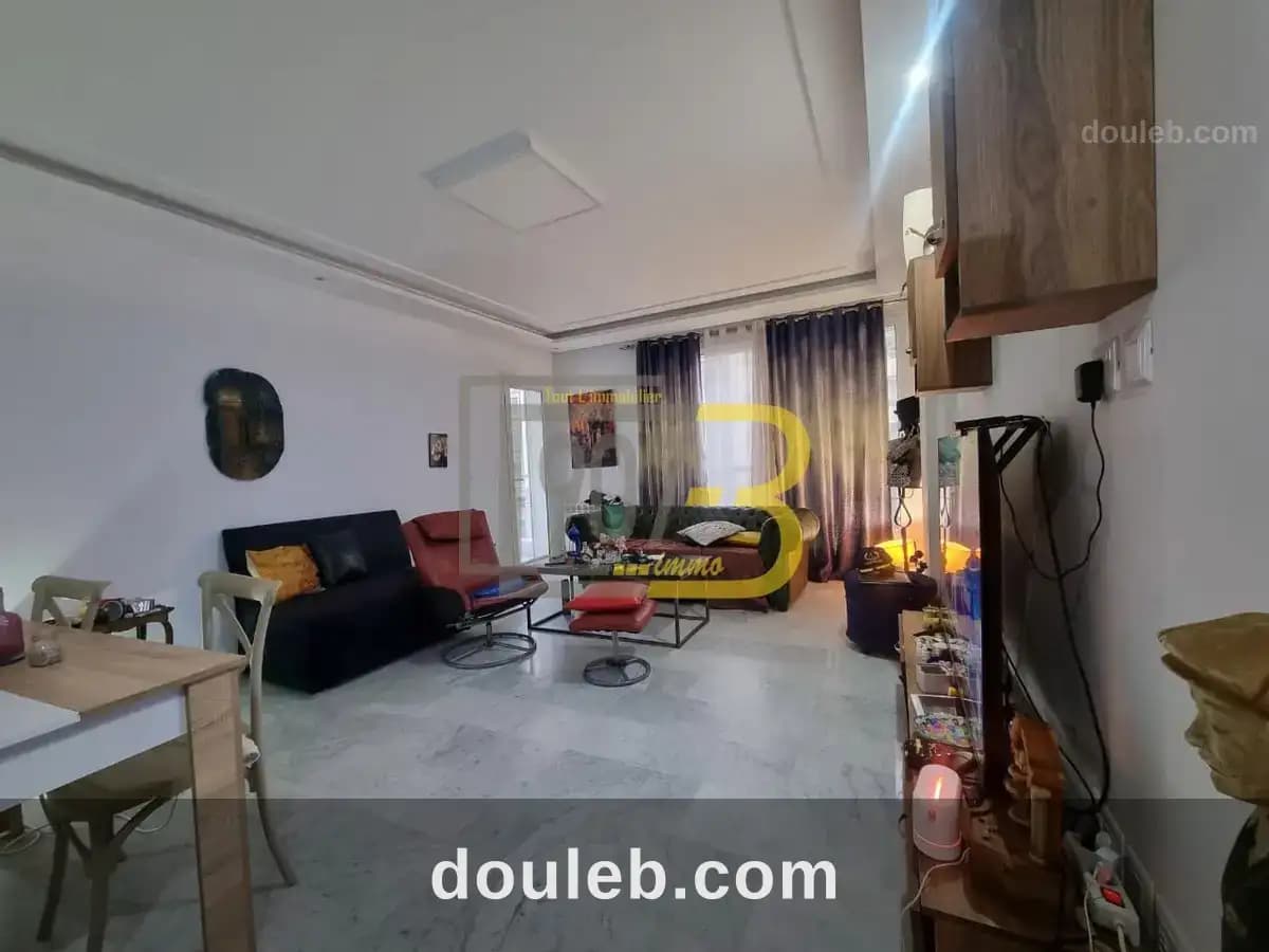 Un appartement s2 à cité ennasr à Ariana