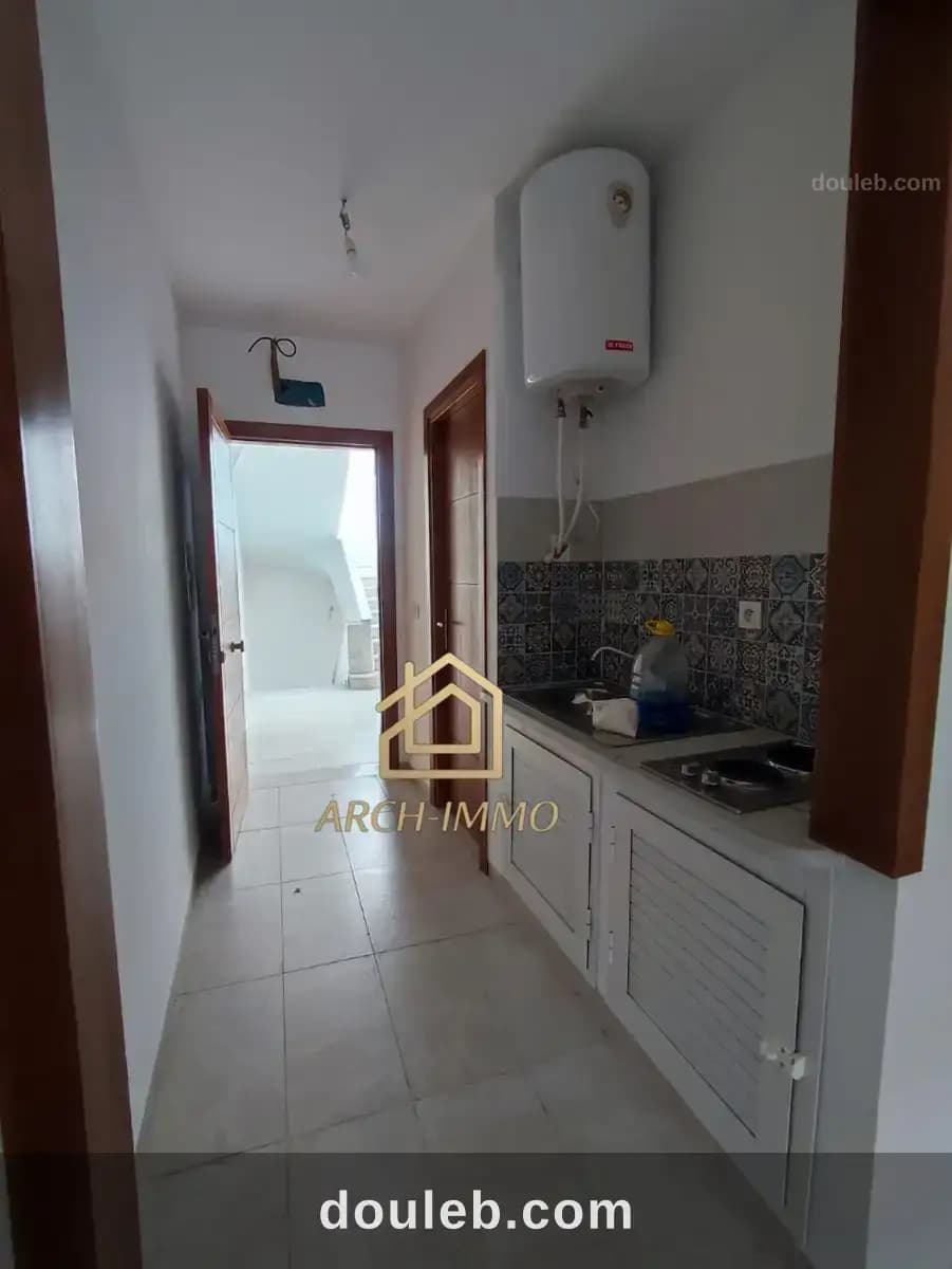 Des studios pour filles à Tunis