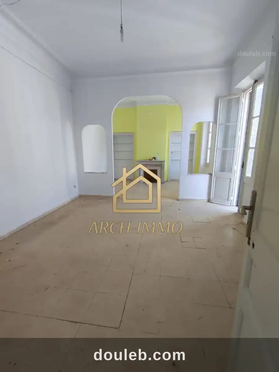 S3 au centre ville à Tunis