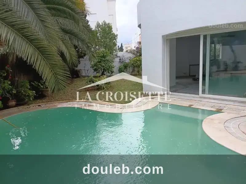 Villa s6 avec piscine à la marsa mvl0094 à Tunis