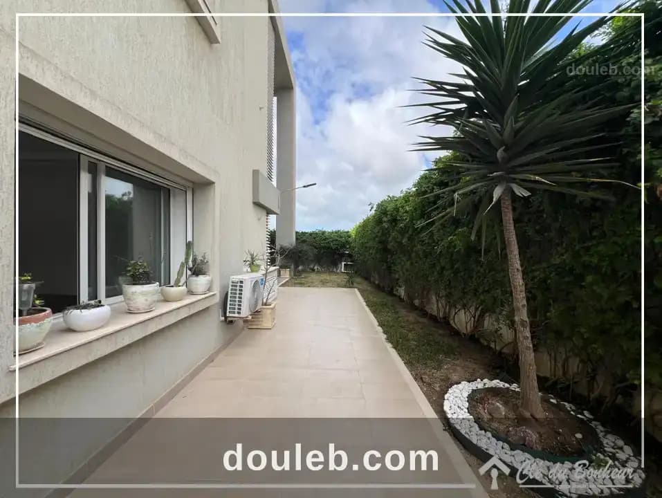 Appartement s3 avec jardin à chotrana 1 à Ariana