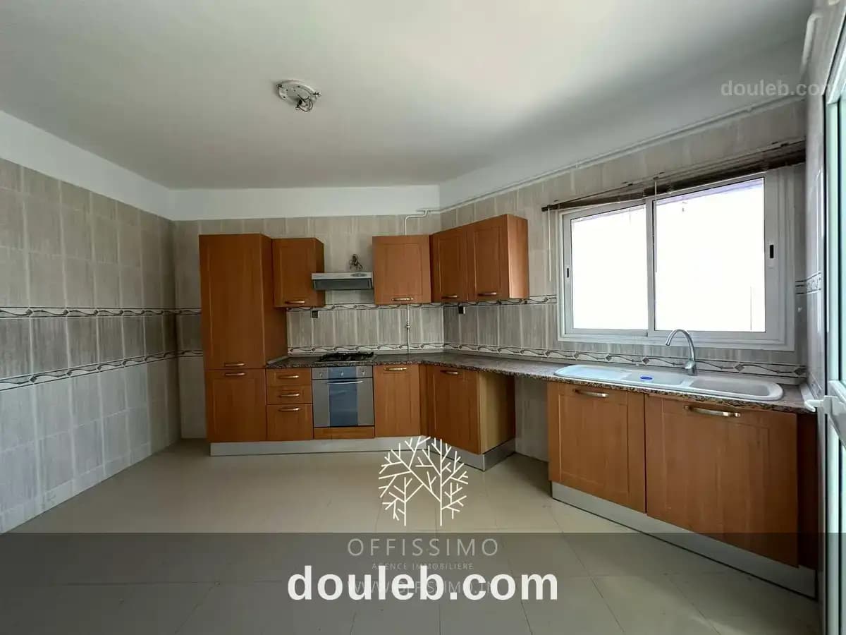 Appartement s3 vide aux berges du lac 1 - Miniature 4