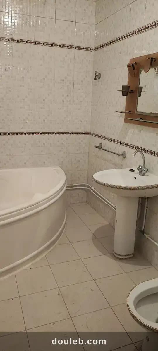 Maison au rez de chaussée - Miniature 4
