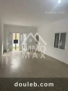 A un triplex a menzah 6 ref129a à Ariana