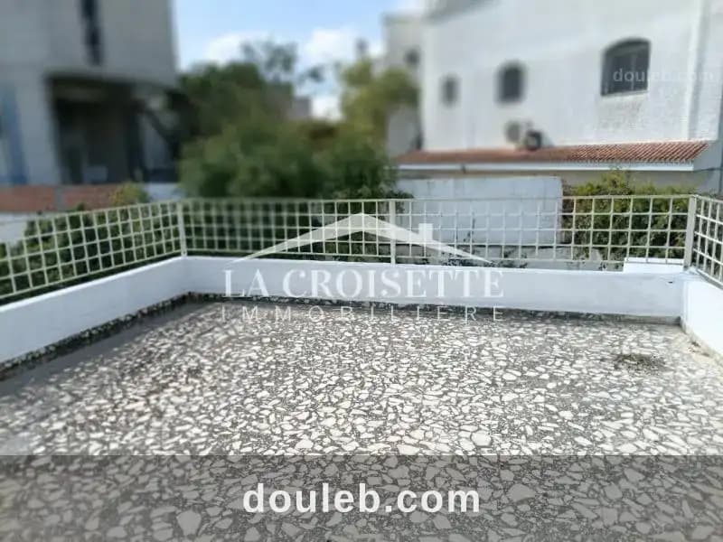 Villa s4 avec jardin à la marsa mvl0087 à Tunis