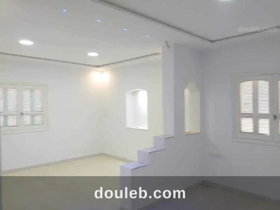 Etage villa rte sidi mansour km 4 à Sfax