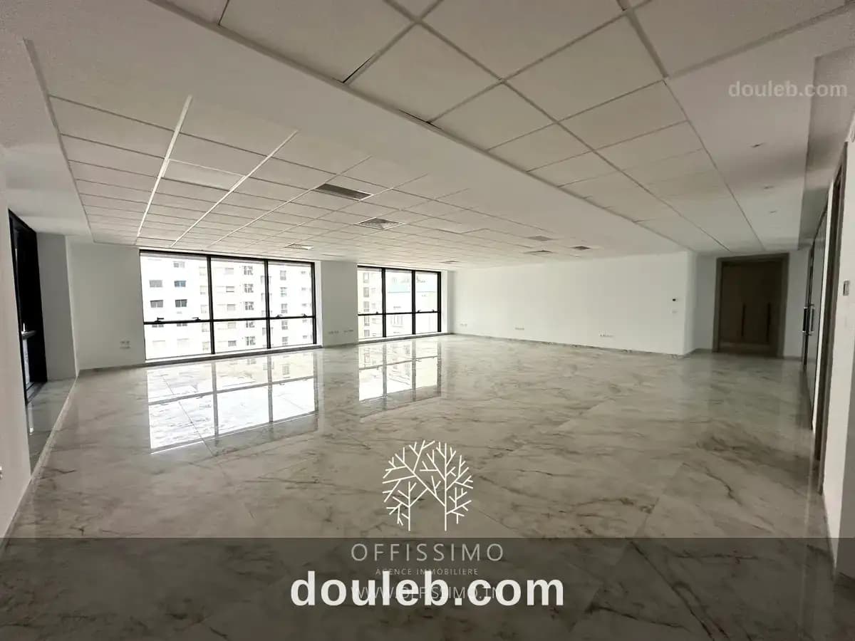 Bureau haut standing lac 2 de 290m neuf à Tunis