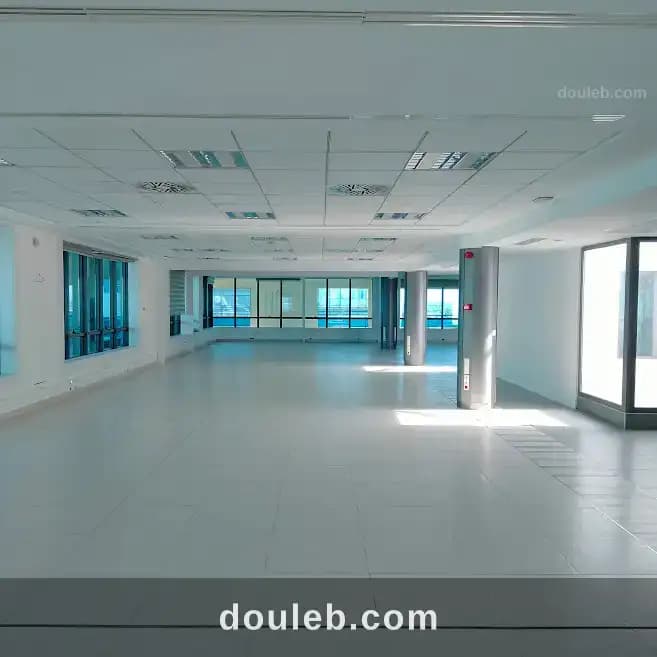 Joli bureau en oopen space870m2 au lac 2 à Tunis