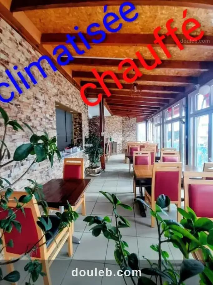 Borj cedria vnt fc et mur café restaurant à Ben Arous