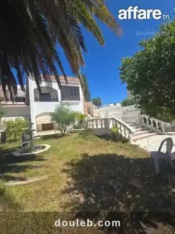 Villa de luxe avec piscine kantoui sousse à Sousse