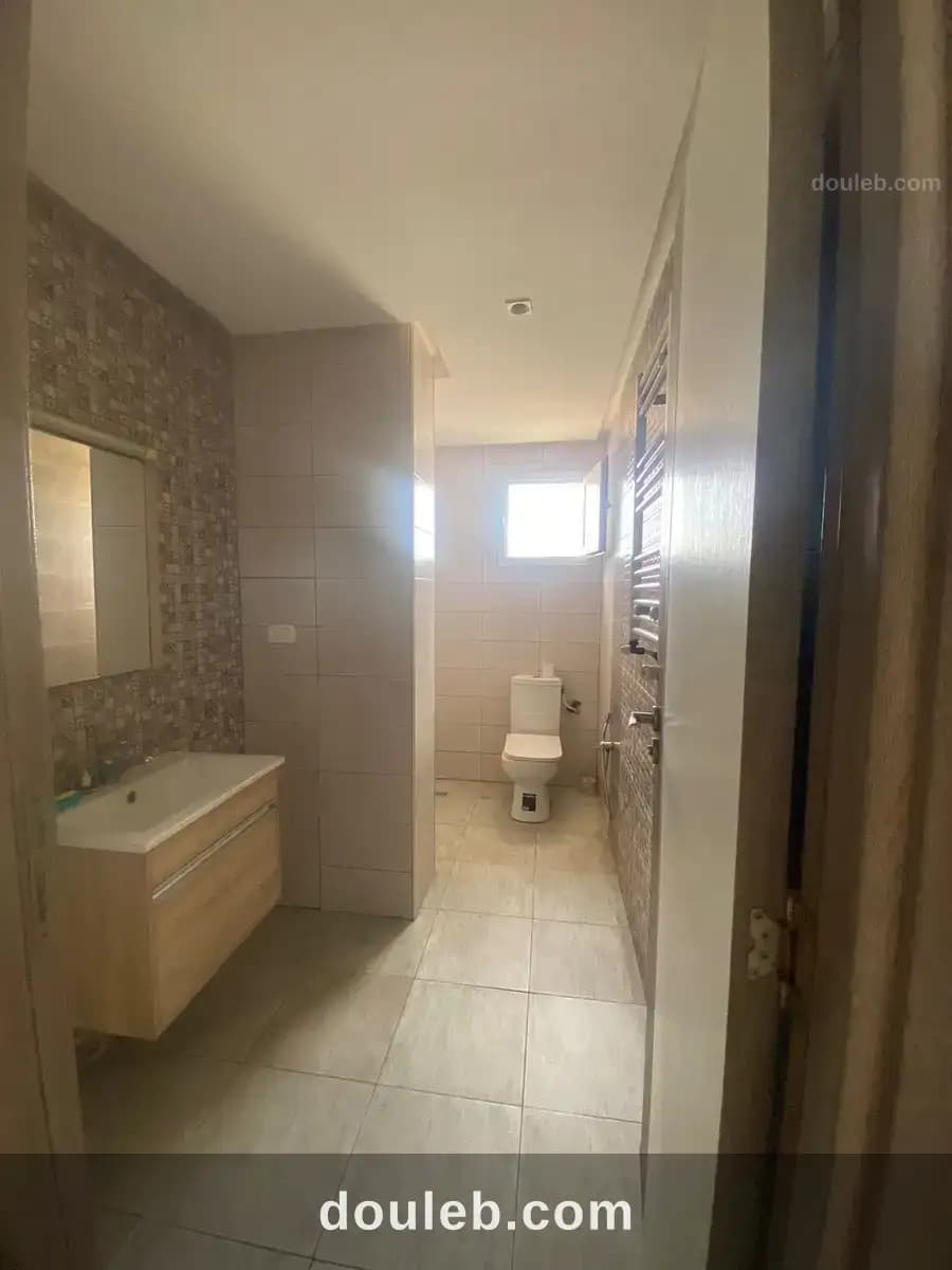 Appt salon et une chambre à Ariana