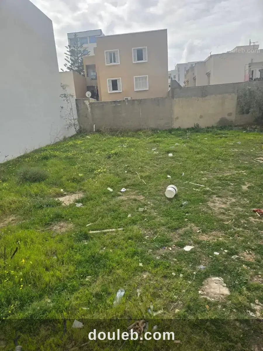 Un beau terrain de 740 m a khezama est à Sousse
