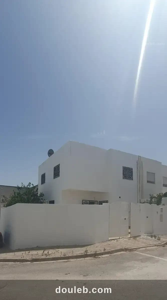 Joli duplex à Ariana