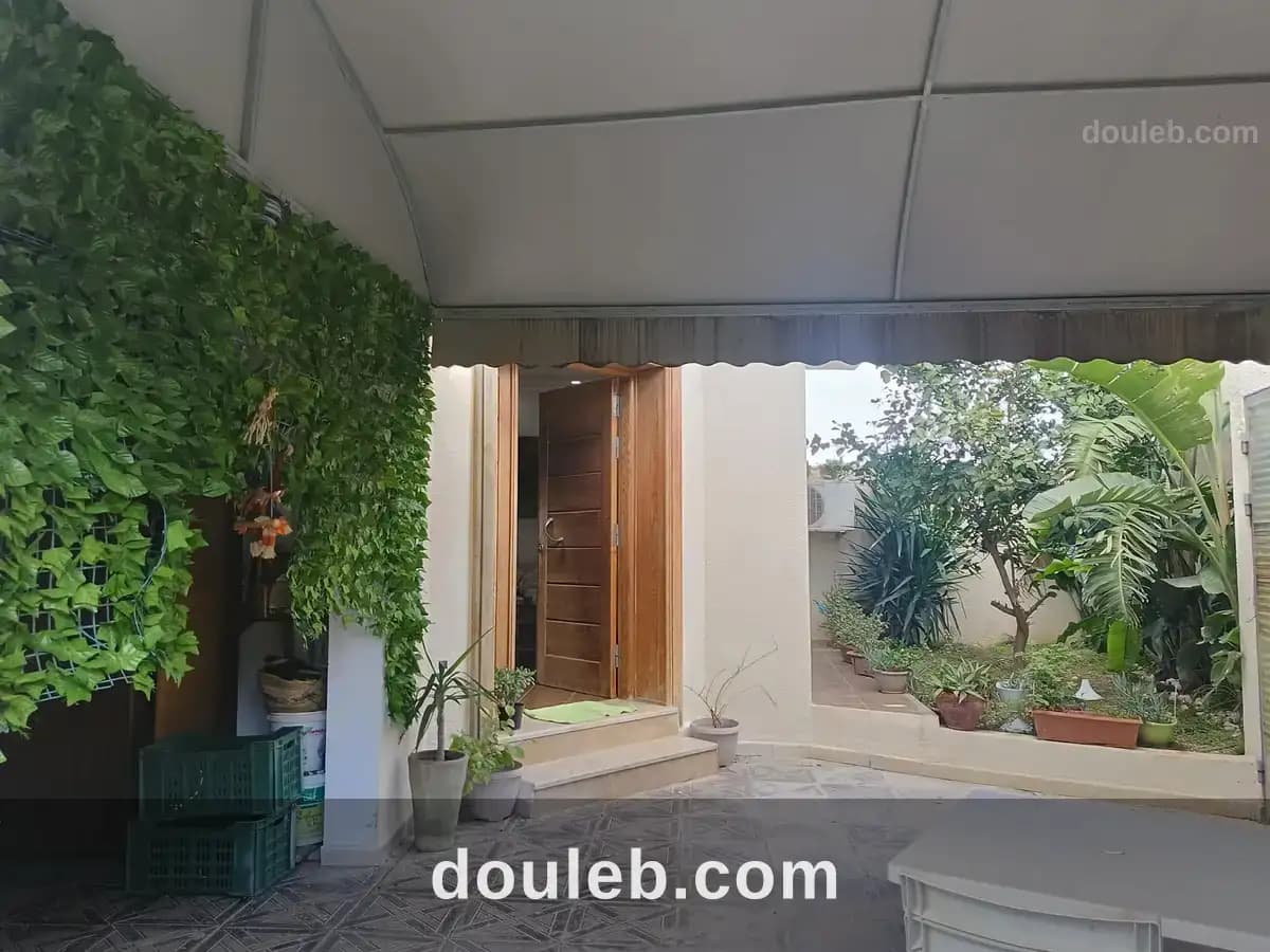 Villa avec jardin piscinable à Ariana