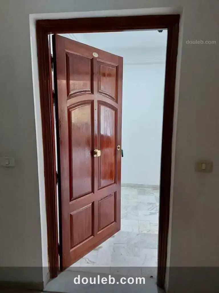 Appart el nasr menzeh à Ariana
